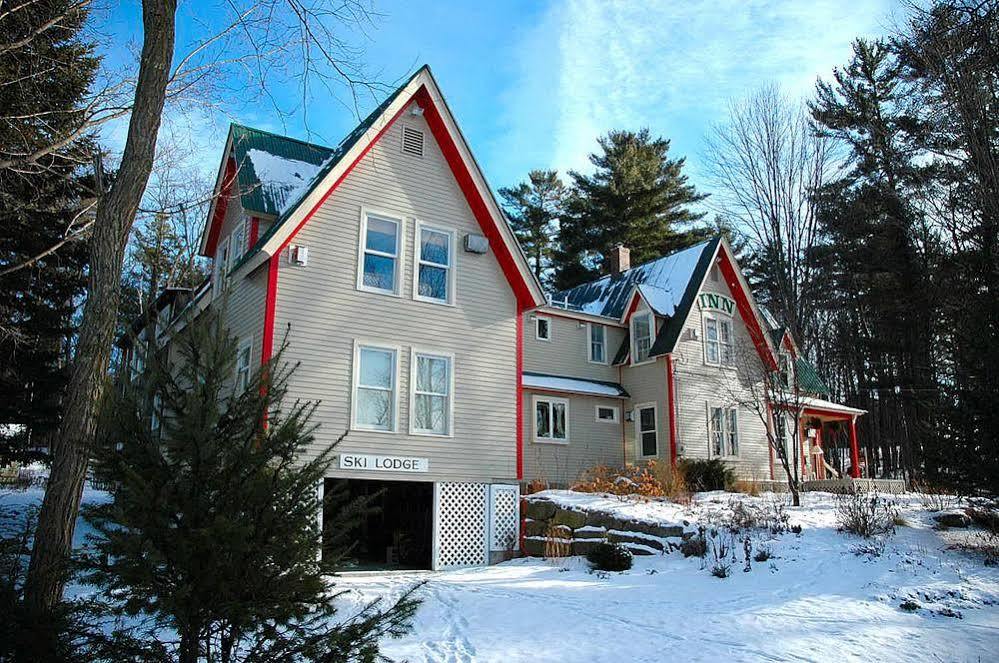 Red Elephant Inn Bed And Breakfast Норт-Конвей Экстерьер фото